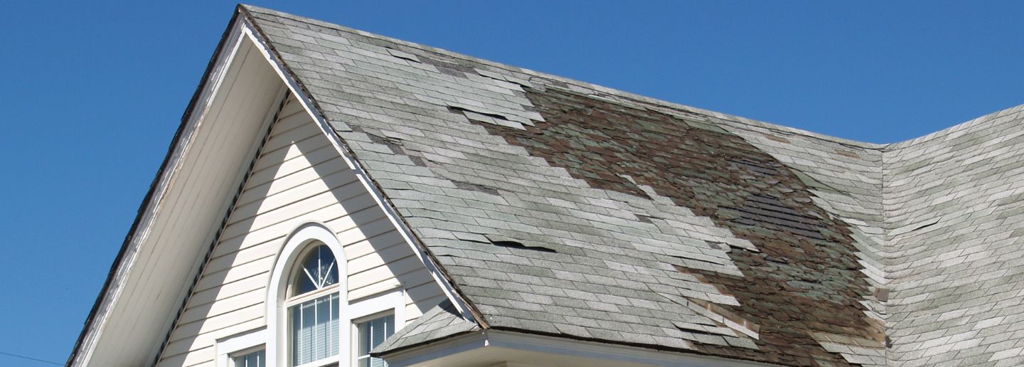 worn out roof on a residential home windermere fl